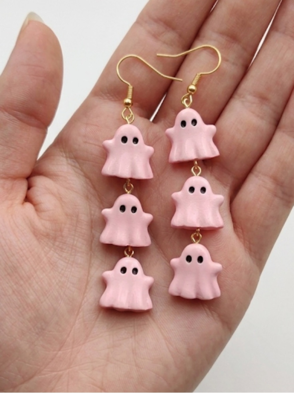 Pink 3D Ghost Dangle Earrings - Pastel Goth NWT
C1